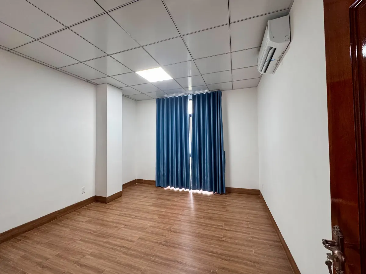 CHO THUÊ NHÀ PHỐ 144M2 đầy đủ thang máy, máy lạnh, lối đi riêng, ngăn phòng tại Vinhomes grand Park - ảnh 12