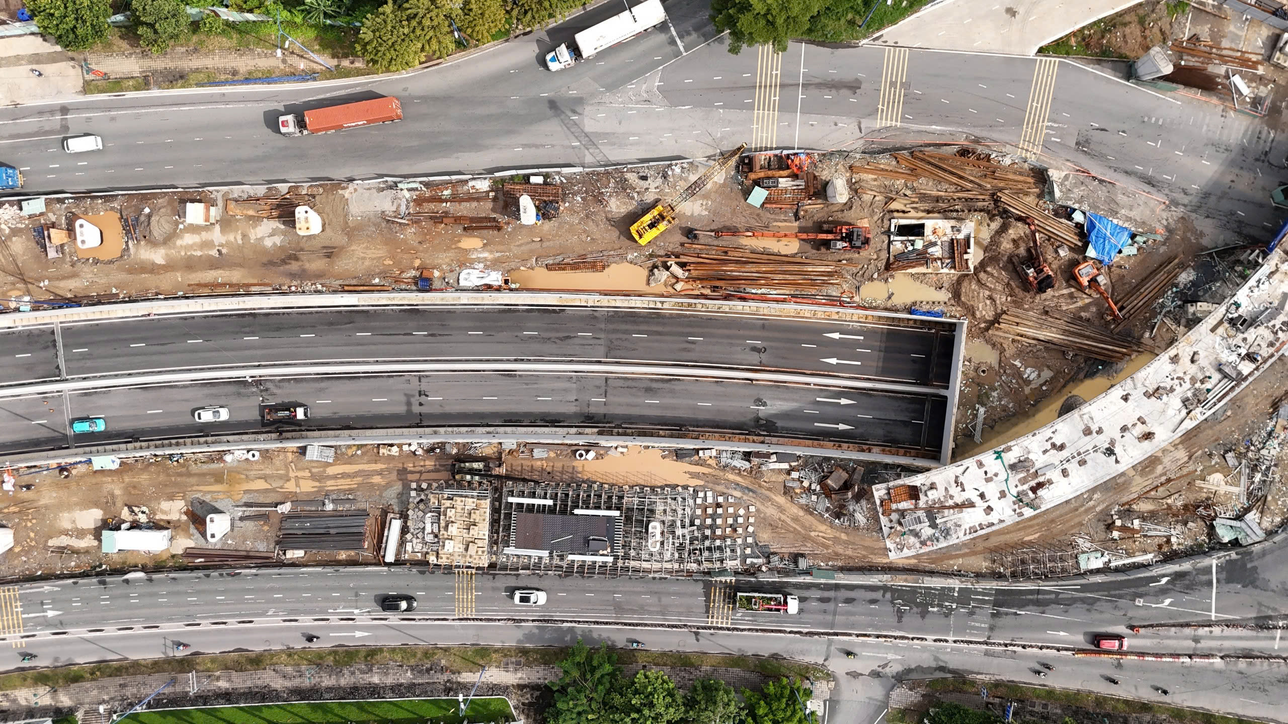 Nút giao Mỹ Thủy - tổ chức thi công và phân luồng giao thông khu vực công trường (ảnh 6)