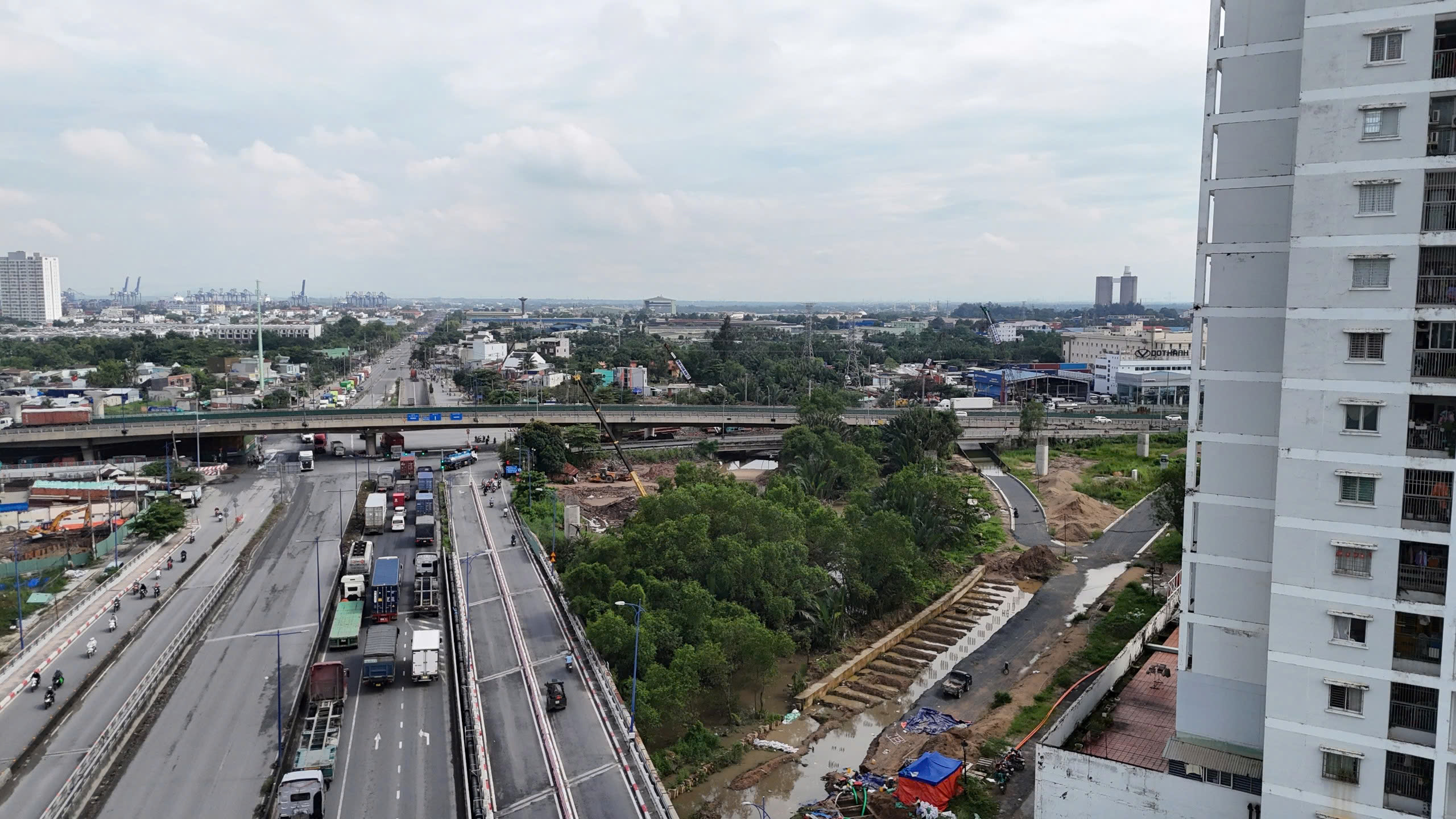 Nút giao Mỹ Thủy TP.HCM - hiện trường giải phóng mặt bằng và thi công (tháng 11/2025) - ảnh 1