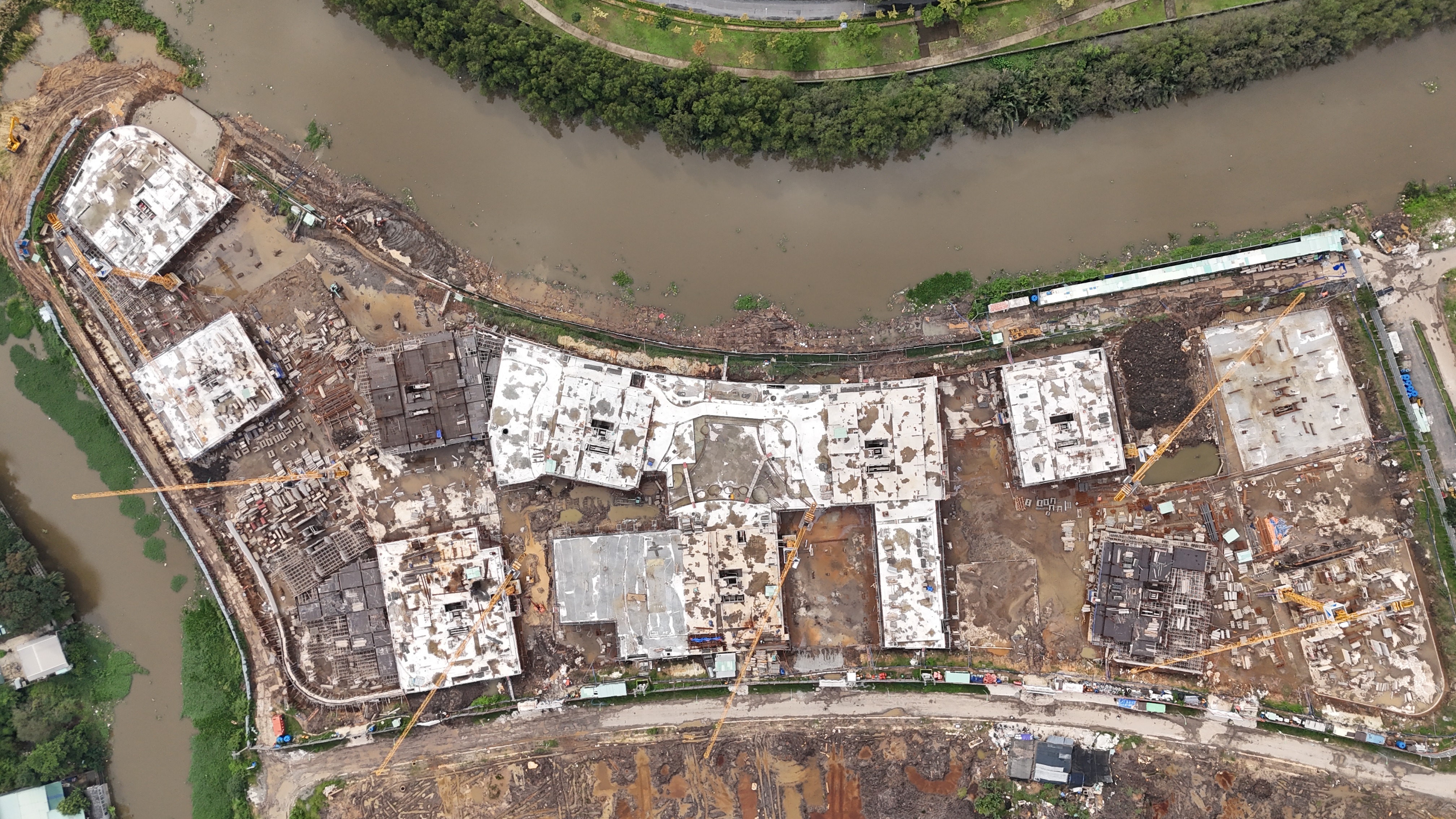 Công trường The Privé tháng 11/2025 - hiện trạng thi công phần thân block A (ảnh 1)