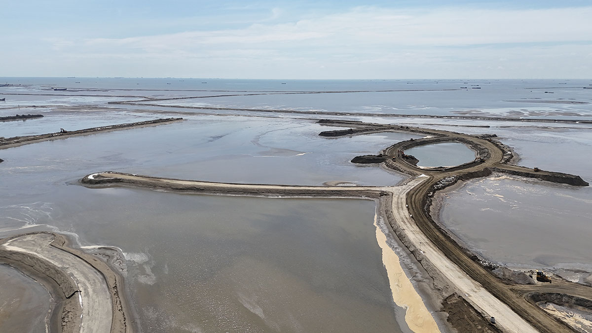 Tiến độ thi công Vinhomes Green Paradise Cần Giờ - tuyến đường nội khu và cảnh quan (ảnh 4)